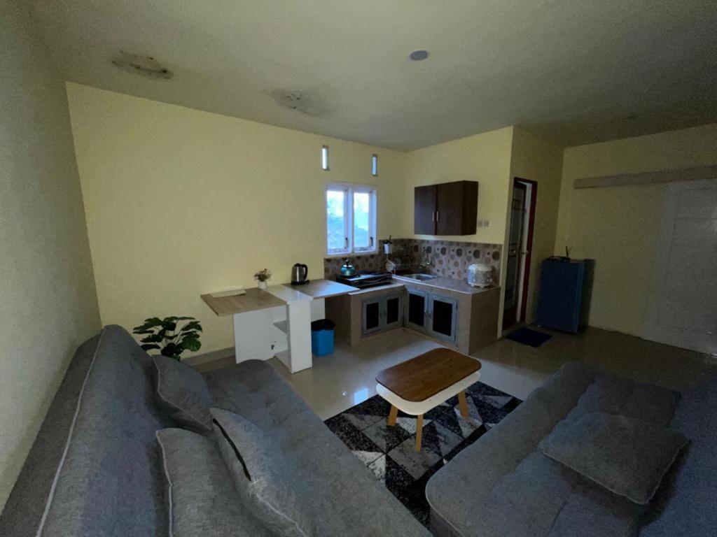 Bromo Semesta Guesthouse بروبولينغو المظهر الخارجي الصورة