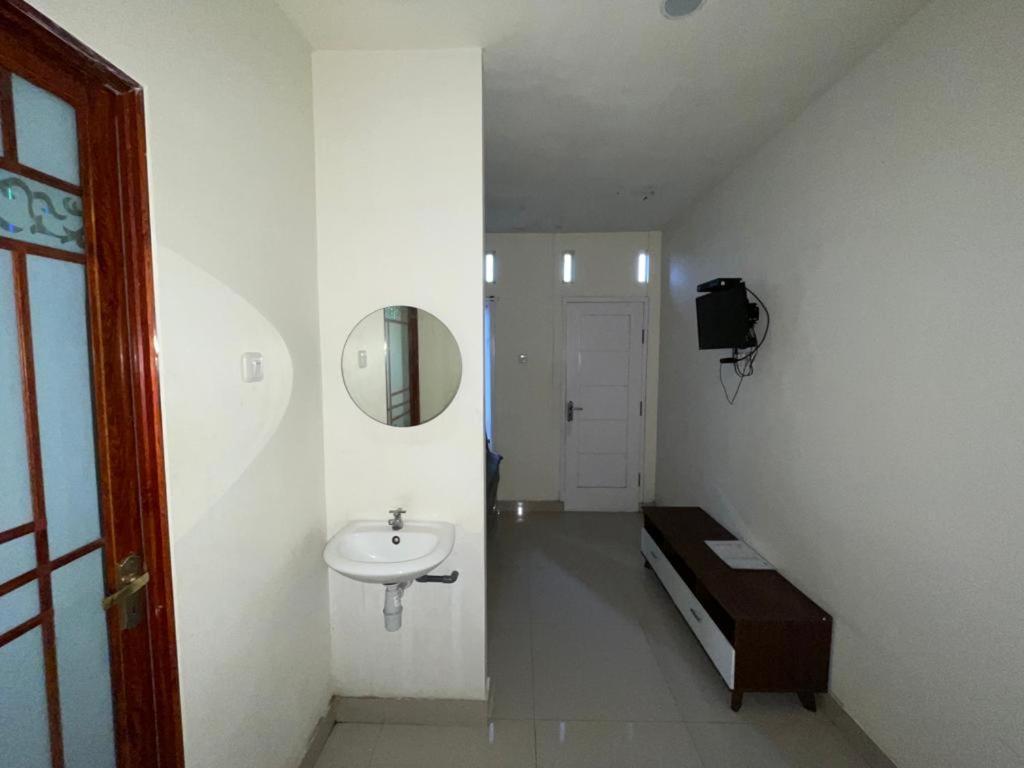 Bromo Semesta Guesthouse بروبولينغو المظهر الخارجي الصورة